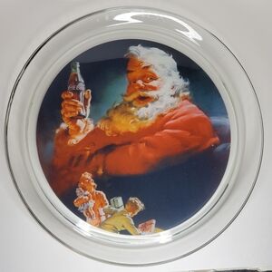 1993 Vintage Coca-Cola Santa Plate, Like New - 13" x 1"